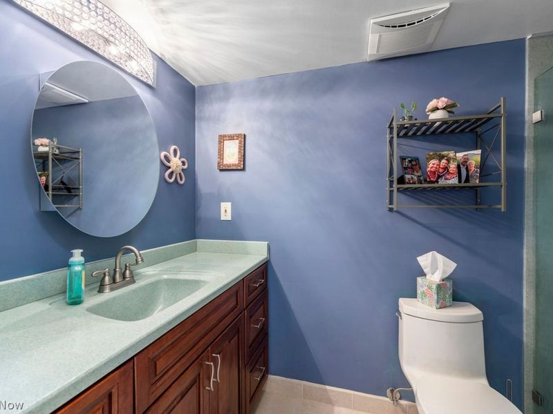 12500 Edgewater Drive, Lakewood, OH 44107 Photo 29