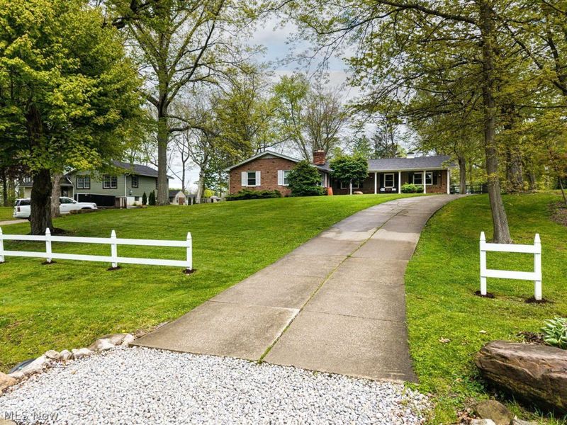 7273 Northview Drive, Wadsworth, OH 44281 Photo 2