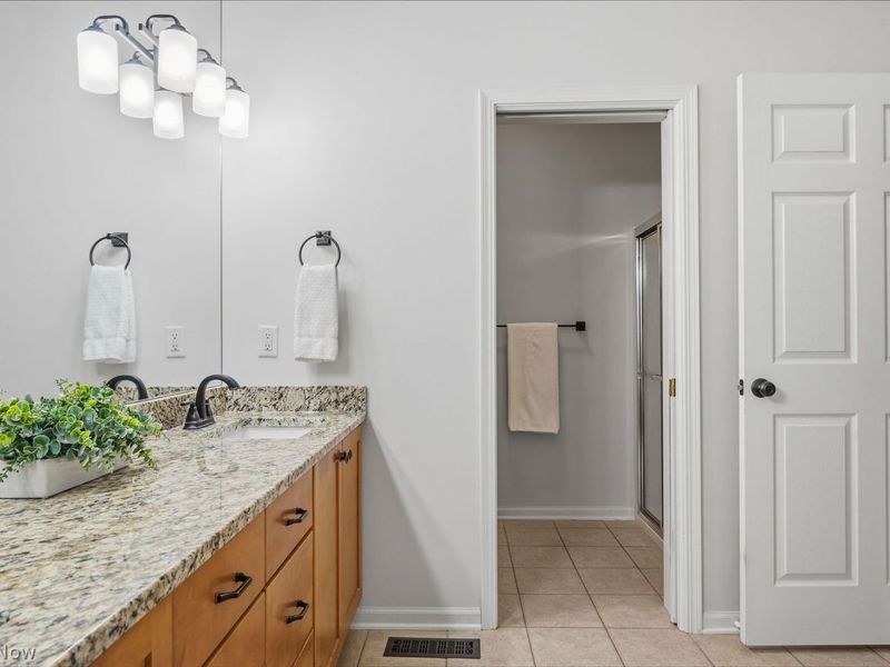 7107 Navajo Trail, Solon, OH 44139 Photo 23