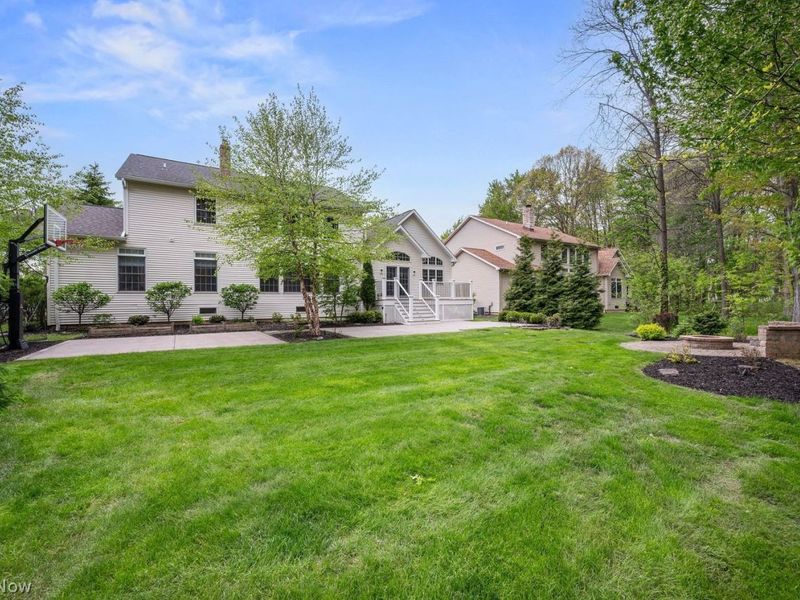 7107 Navajo Trail, Solon, OH 44139 Photo 3