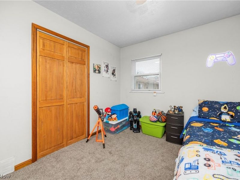 1121 Oakwood Drive , Vermilion, OH 44089 Photo 17