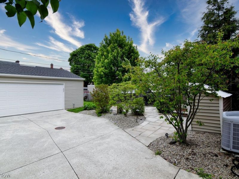 2556 Traymore Road, University Heights, OH 44118 Photo 31