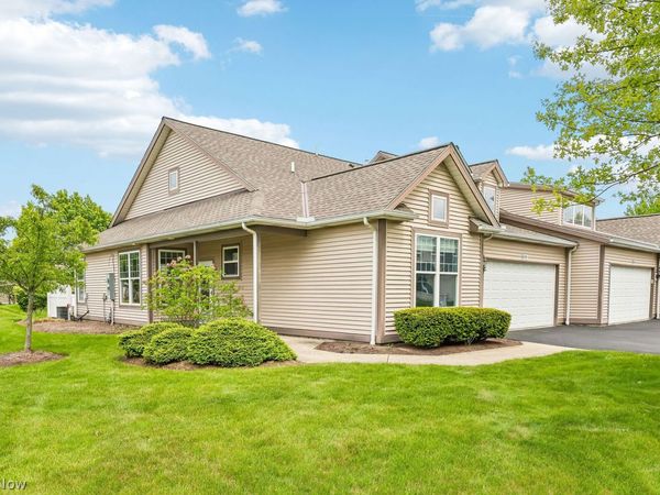 2171 Southampton Lane , Avon, OH 44011
