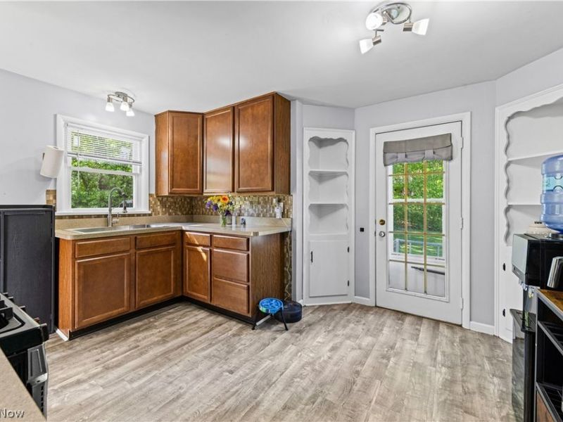 1926 E 290th Street, Wickliffe, OH 44092 Photo 10