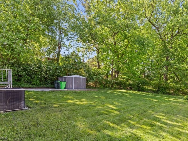 1926 E 290th Street, Wickliffe, OH 44092 Photo 45