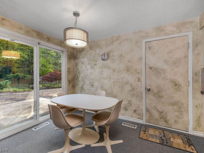 16825 Walnut Creek Drive, Strongsville, OH 44149 Photo 16