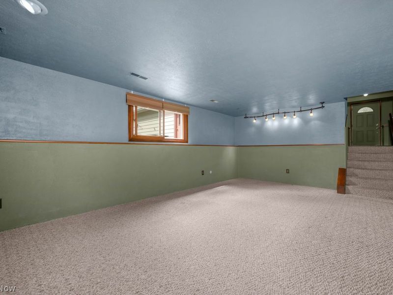 16825 Walnut Creek Drive, Strongsville, OH 44149 Photo 19