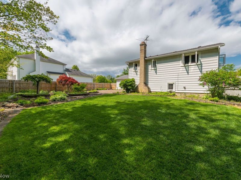 16825 Walnut Creek Drive, Strongsville, OH 44149 Photo 32