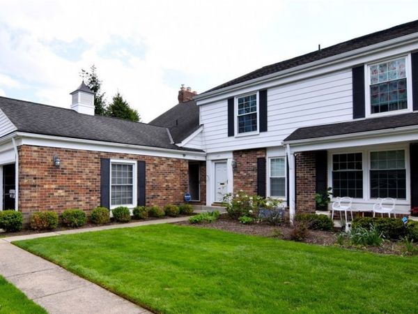 34100 Chagrin Boulevard Boulevard , Unit 1101, Moreland Hills, OH 44022