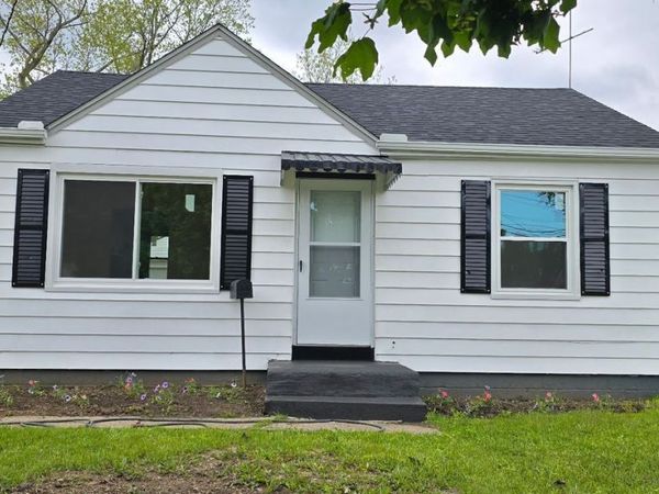 13347 Thornhope Road , Cleveland, OH 44135