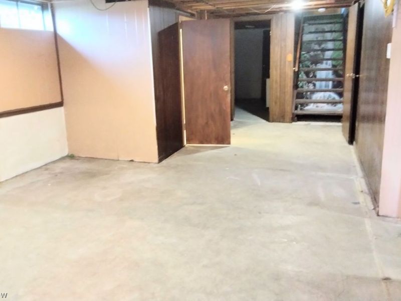 4266 Sprucewood Drive, Austintown, OH 44511 Photo 32