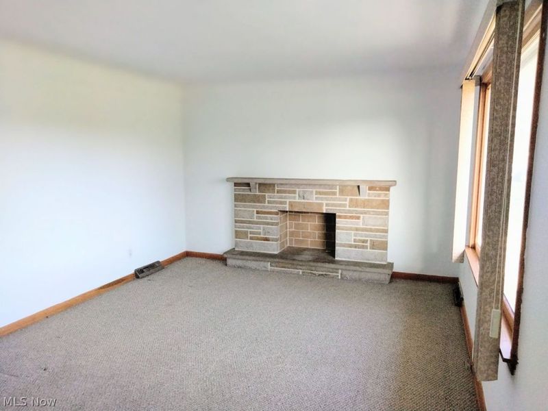 4266 Sprucewood Drive, Austintown, OH 44511 Photo 4