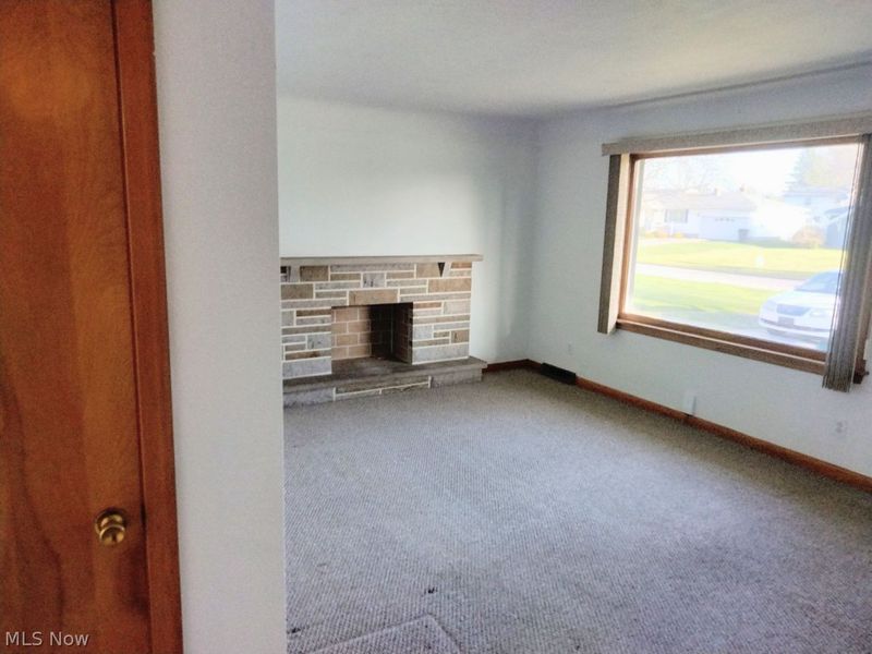 4266 Sprucewood Drive, Austintown, OH 44511 Photo 5