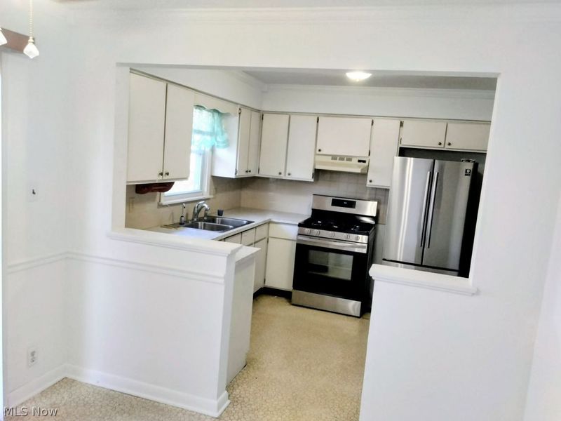 4266 Sprucewood Drive, Austintown, OH 44511 Photo 9