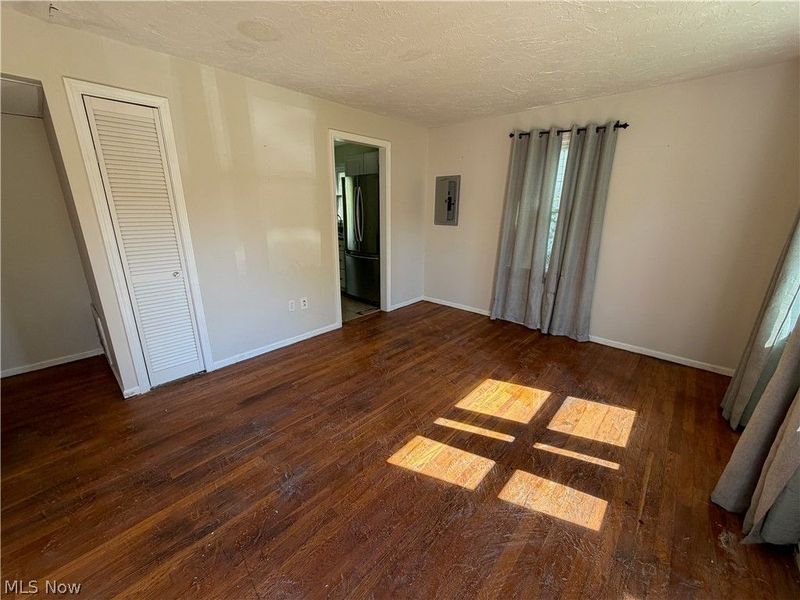 311 Inwood Boulevard, Avon Lake, OH 44012 Photo 2