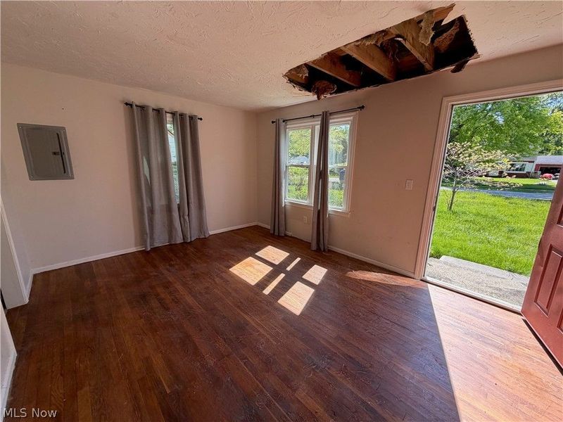 311 Inwood Boulevard, Avon Lake, OH 44012 Photo 3