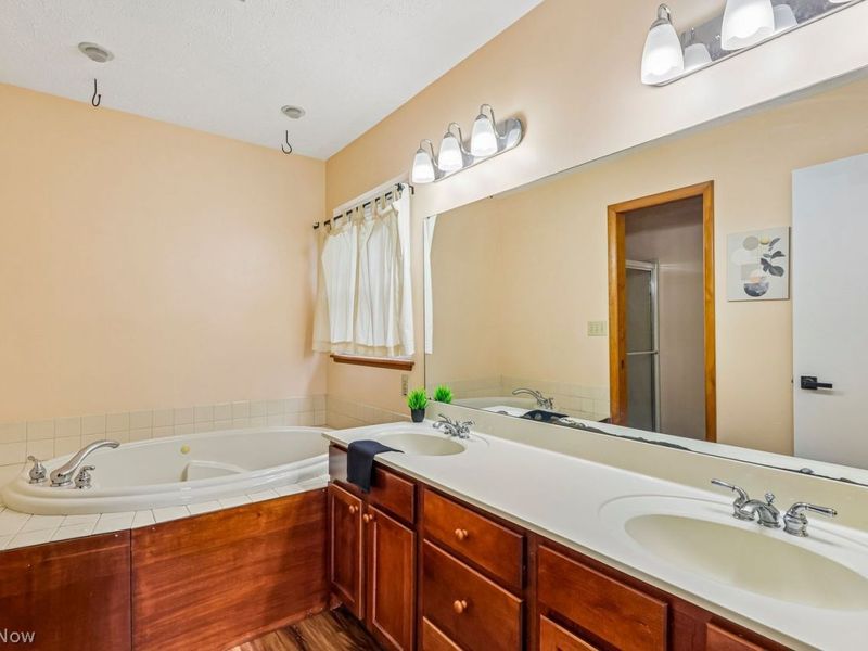 2846 Stark Drive, Willoughby Hills, OH 44094 Photo 34