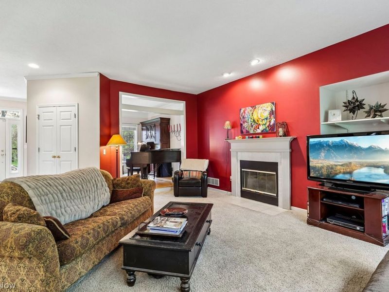 4428 Wyndham Way, Akron, OH 44321 Photo 5