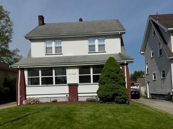 122 N Bon Air Avenue , Youngstown, OH 44509