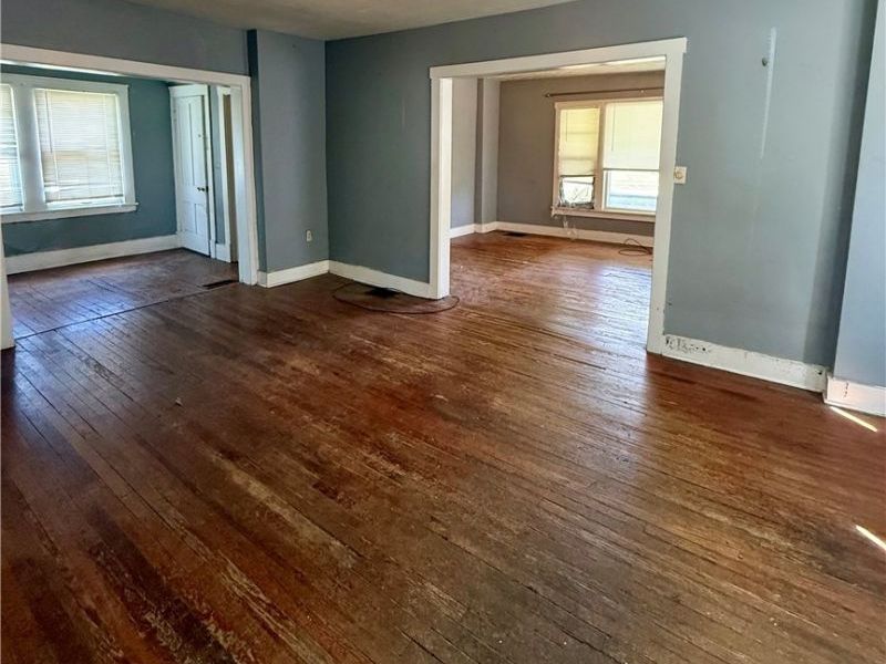 65 E Vine Street, Oberlin, OH 44074 Photo 17