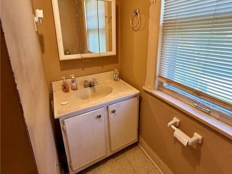 65 E Vine Street, Oberlin, OH 44074 Photo 29