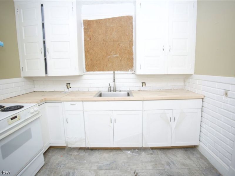 3394 E 102nd Street, Cleveland, OH 44104 Photo 11