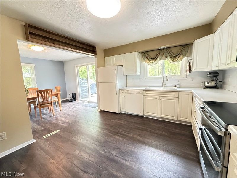 10239 Mulberry Road, Chardon, OH 44024 Photo 15