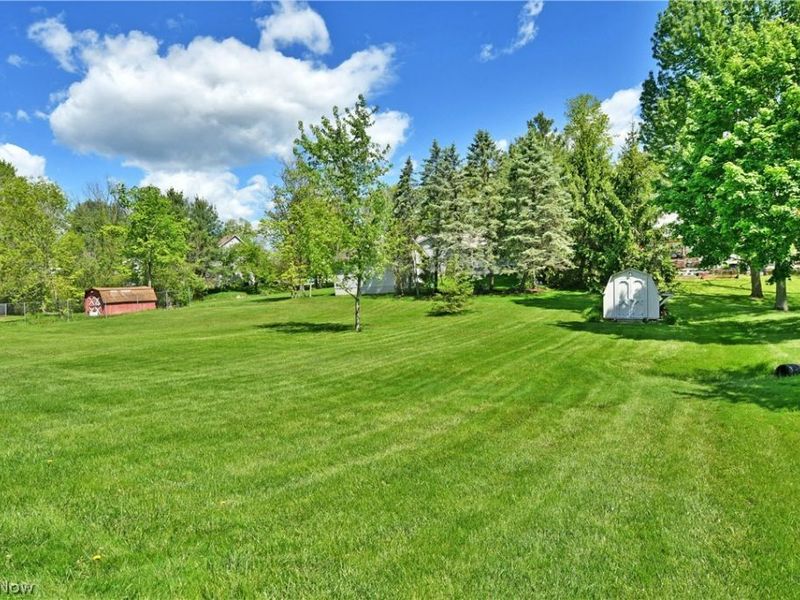 306 Glendola Avenue NW, Warren, OH 44483 Photo 13