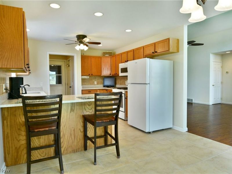 11 Danbury Court NW, Warren, OH 44481 Photo 27