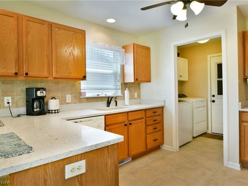 11 Danbury Court NW, Warren, OH 44481 Photo 28