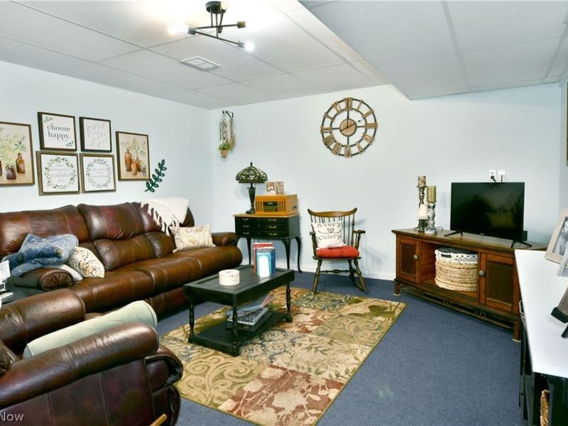 11 Danbury Court NW, Warren, OH 44481 Photo 41