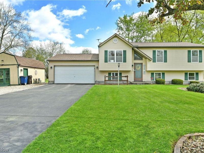 4314 N Park Avenue, Cortland, OH 44410 Photo 1