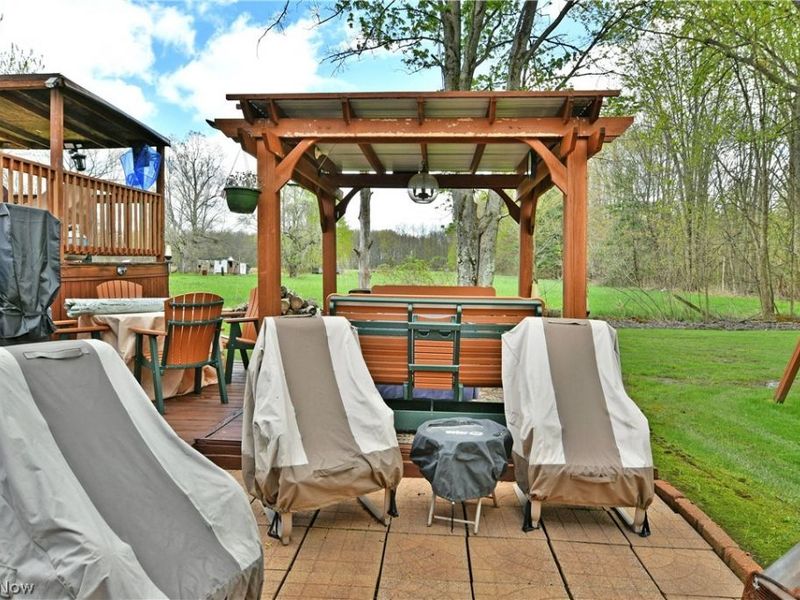 4314 N Park Avenue, Cortland, OH 44410 Photo 8
