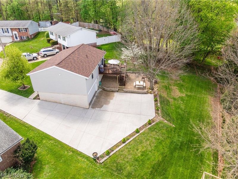 821 36th Street NW, Canton, OH 44709 Photo 3