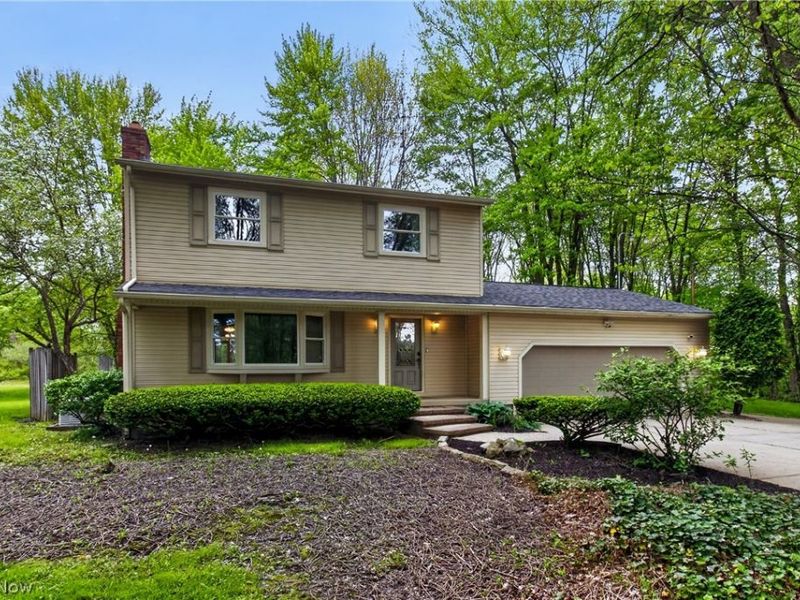 1097 Center Street E, Warren, OH 44481 Photo 2