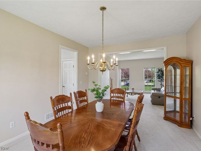 16264 Selby Circle, Strongsville, OH 44136 Photo 11