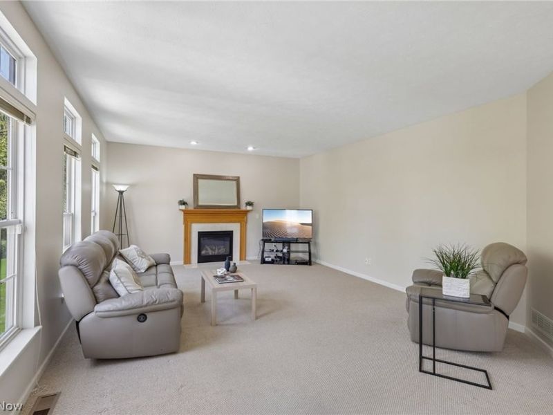 16264 Selby Circle, Strongsville, OH 44136 Photo 17