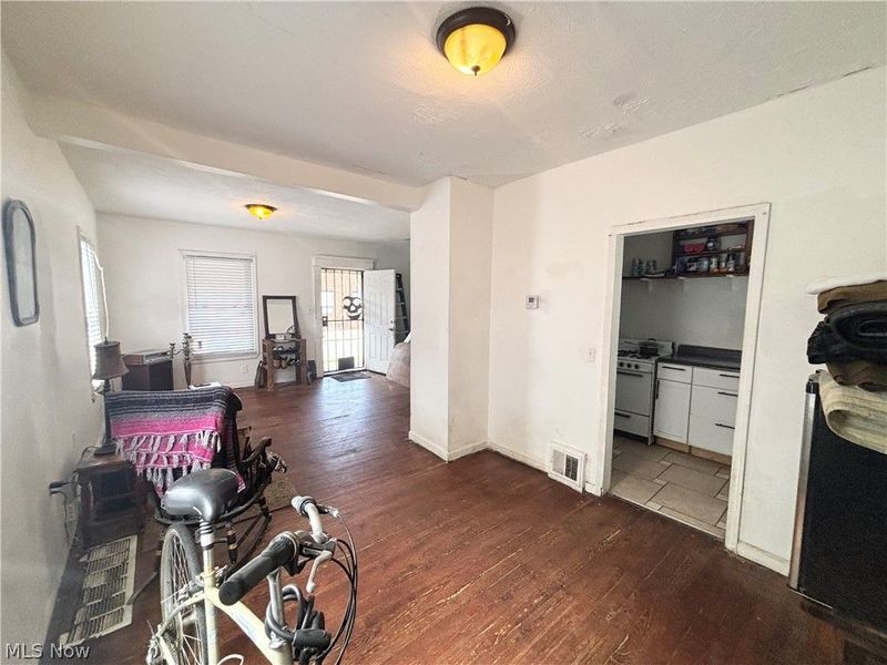 2175 W 106th Street, Cleveland, OH 44102 Photo 15