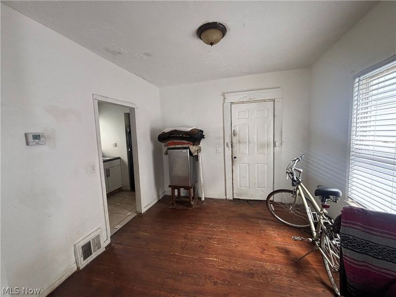 2175 W 106th Street, Cleveland, OH 44102 Photo 17