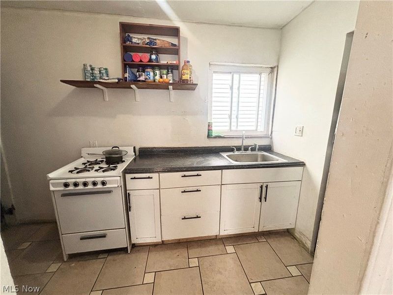 2175 W 106th Street, Cleveland, OH 44102 Photo 22