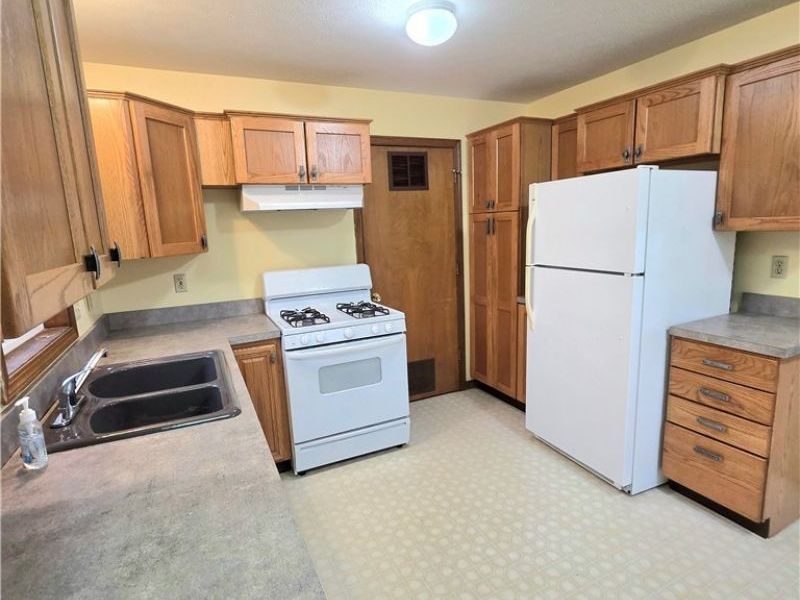 515 Bolivar, Medina, OH 44256 Photo 10