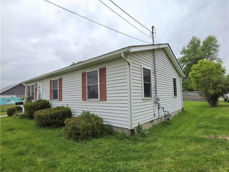 515 Bolivar, Medina, OH 44256 Photo 2