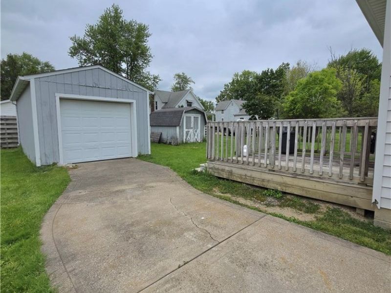 515 Bolivar, Medina, OH 44256 Photo 3