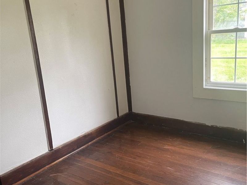 251 E 238th Street, Euclid, OH 44123 Photo 6