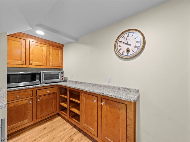 2665 Endicott Road, Shaker Heights, OH 44120 Photo 25