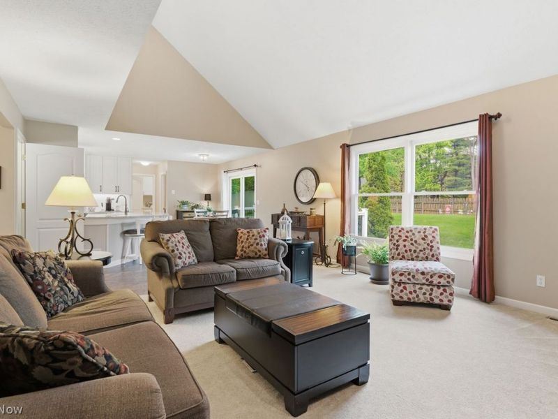 9981 Woodhurst Drive, Strongsville, OH 44149 Photo 10