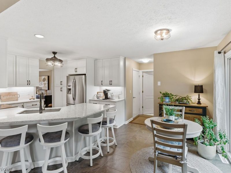 9981 Woodhurst Drive, Strongsville, OH 44149 Photo 14