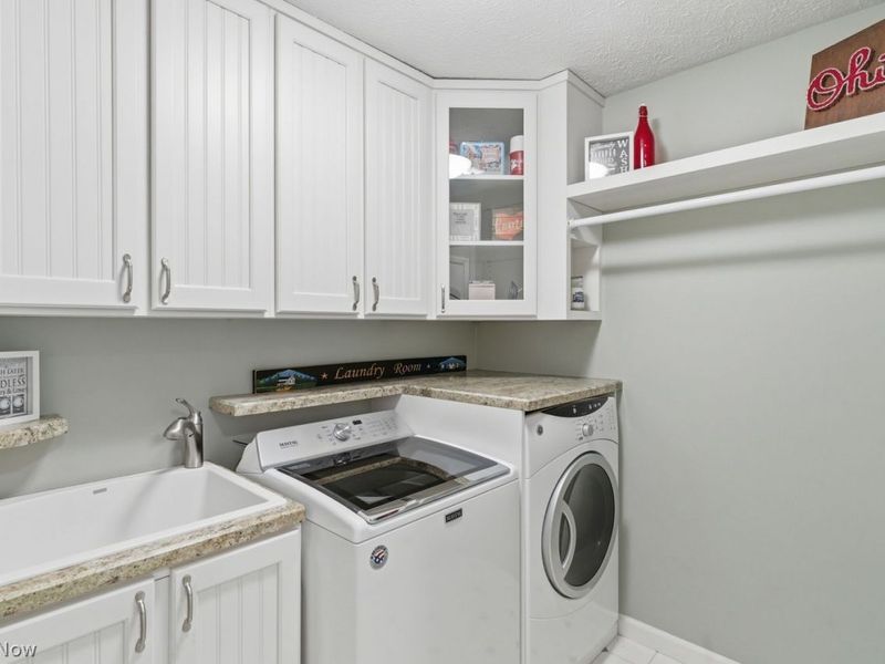 9981 Woodhurst Drive, Strongsville, OH 44149 Photo 17