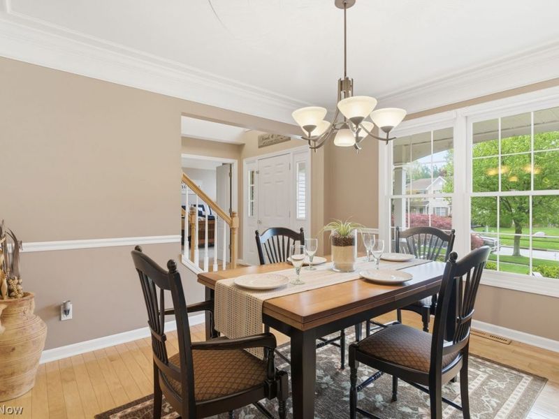 9981 Woodhurst Drive, Strongsville, OH 44149 Photo 18