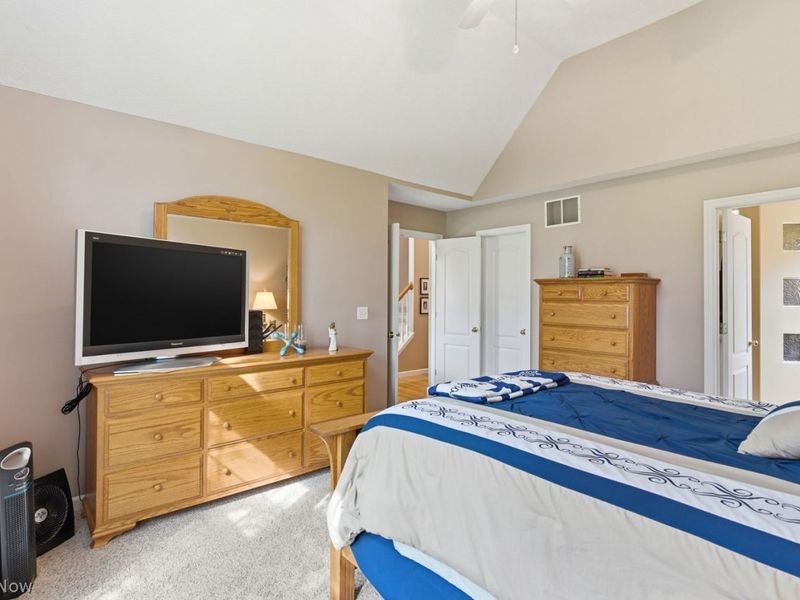 9981 Woodhurst Drive, Strongsville, OH 44149 Photo 21